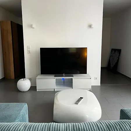 Schoenes Mit Terrasse - Privatvermietung *