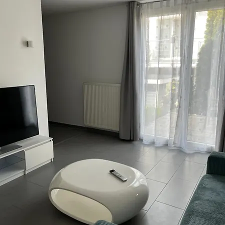 Schoenes Mit Terrasse - Privatvermietung Appartamento *